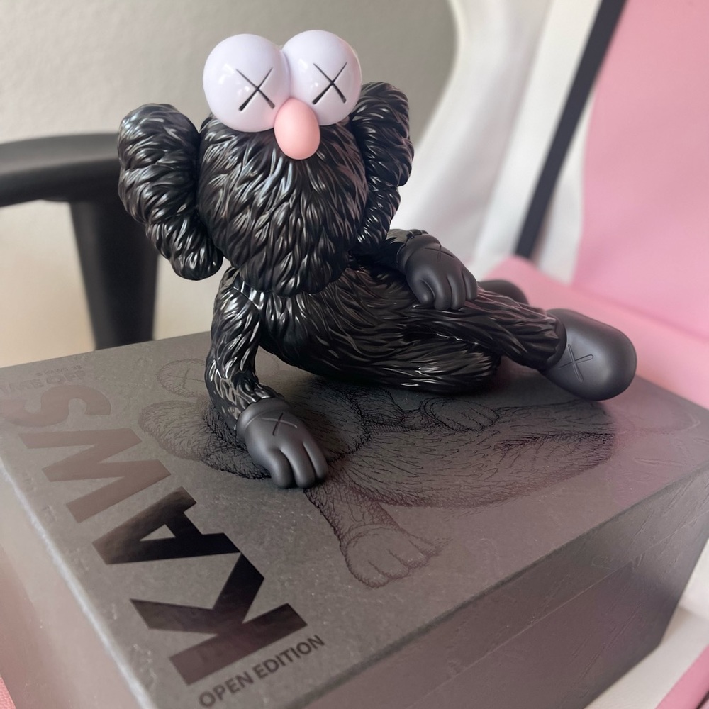 Kaws